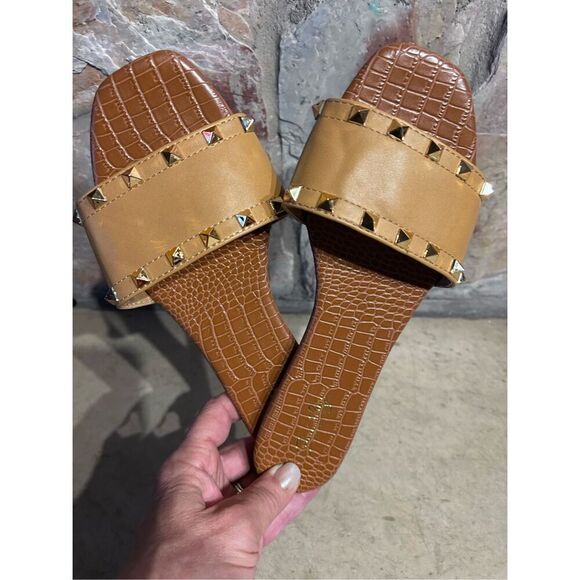 Pink Lily Studded Slides Sandals Tan Brown Square Open Toe Women's US 8.5 EUC - Picture 1 of 9